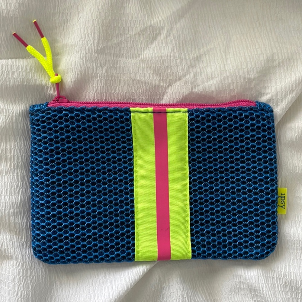 3 for $12 ~ 5 for $15 ~ 10 for $20 | Ipsy Makeup Bag